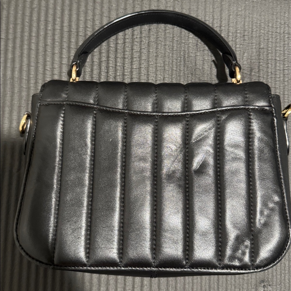 Elegant Black Quilted coach handbag - Picture 6 of 8